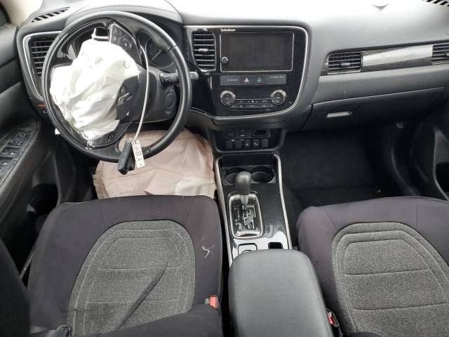 Photo 8 from auction – 2017 MITSUBISHI OUTLANDER with VIN JA4AZ3A3XHZ056792