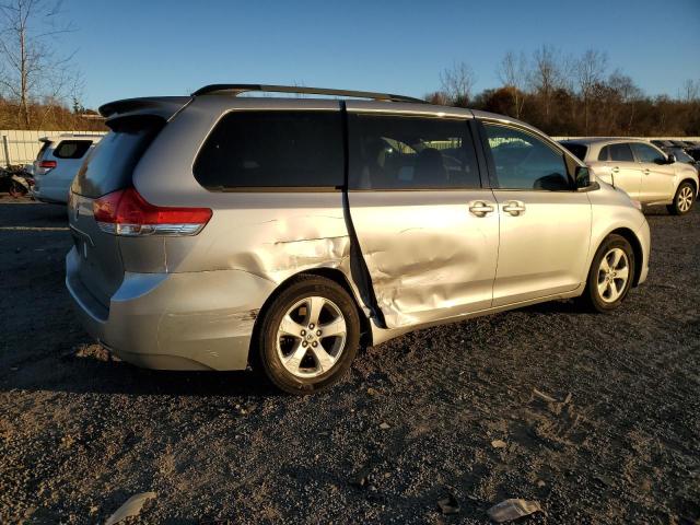 Photo 3 from auction – 2014 TOYOTA SIENNA LE with VIN 5TDKK3DC1ES419164