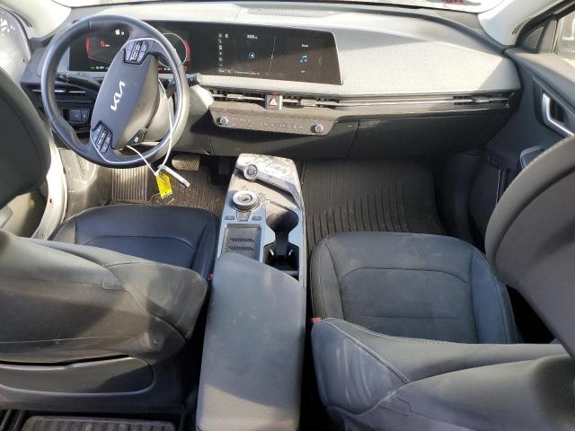 Photo 8 from auction – 2022 KIA EV6 LIGHT with VIN KNDC3DLC4N5066112