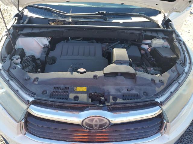 Photo 12 from auction – 2016 TOYOTA HIGHLANDER with VIN 5TDDKRFH3GS238753