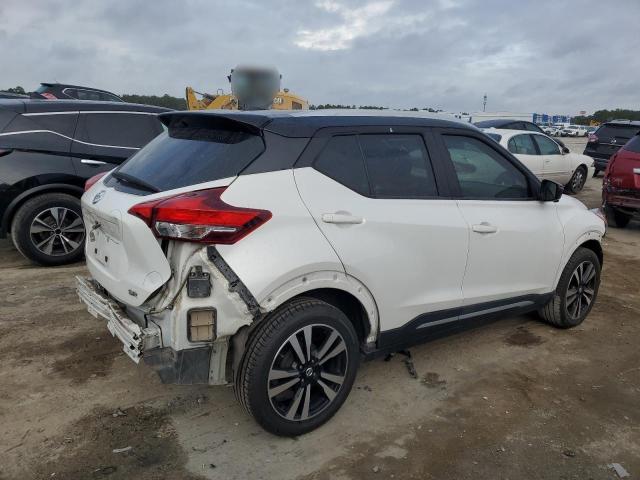 Photo 3 from auction – 2019 NISSAN KICKS S with VIN 3N1CP5CU2KL548398