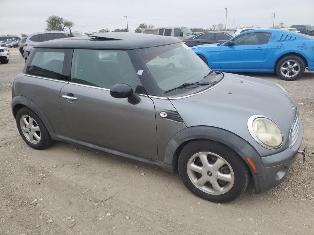 Photo 4 from auction – 2010 MINI COOPER with VIN WMWMF3C58ATZ66196