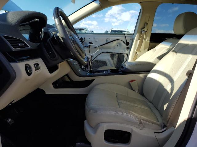 Photo 7 from auction – 2016 LINCOLN MKT with VIN 2LMHJ5AT3GBL02753