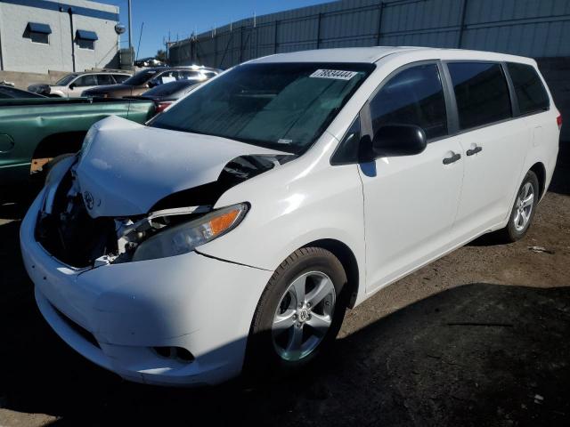 TOYOTA SIENNA 2012 مع رقم تعريف المركبة 5TDZK3DC0CS244613 - صورة من المزاد