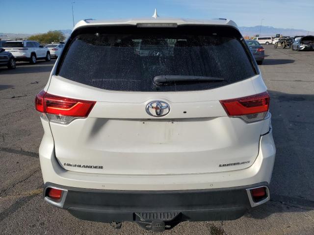 Photo 6 from auction – 2018 TOYOTA HIGHLANDER with VIN 5TDDZRFH6JS824320