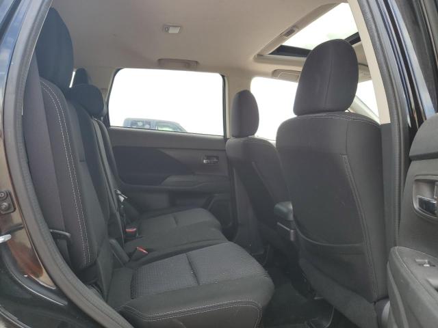 Photo 11 from auction – 2018 MITSUBISHI OUTLANDER with VIN JA4AD3A39JZ066234
