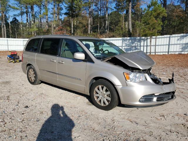 Photo 4 from auction – 2014 CHRYSLER TOWN & COU with VIN 2C4RC1BGXER212254