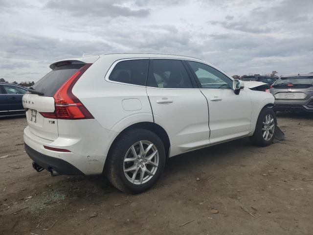 Photo 3 from auction – 2018 VOLVO XC60 T5 MO with VIN YV4102RK3J1094727