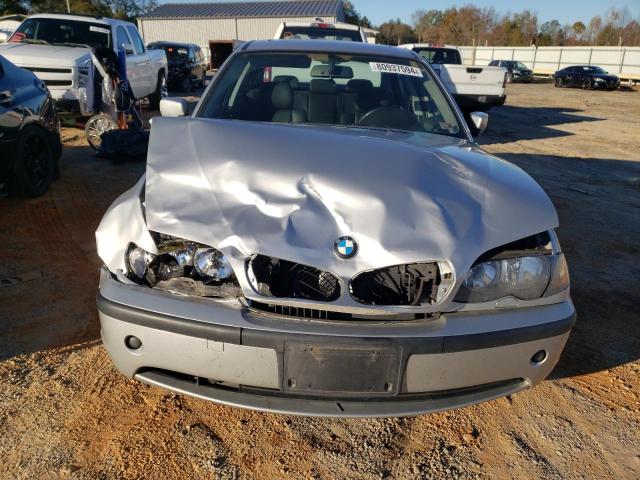 Photo 5 from auction – 2003 BMW 325 I with VIN WBAET37423NJ38845