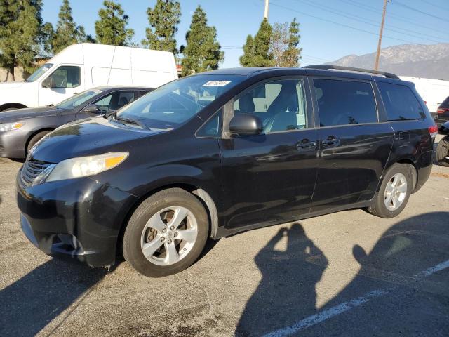 TOYOTA SIENNA LE 2014 with VIN 5TDKK3DCXES482988 - Photo from auction