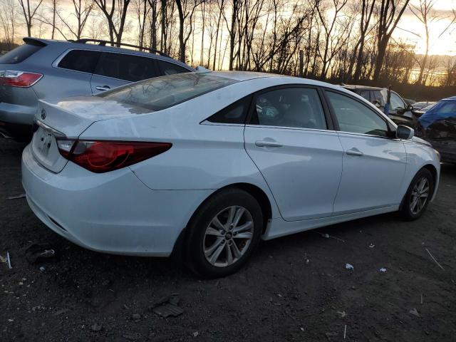 Photo 3 from auction – 2013 HYUNDAI SONATA GLS with VIN 5NPEB4AC9DH576503