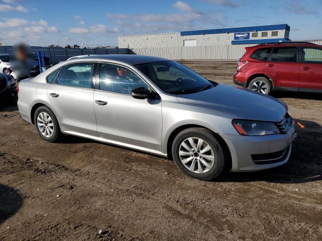Photo 4 from auction – 2012 VOLKSWAGEN PASSAT S with VIN 1VWAP7A38CC006212