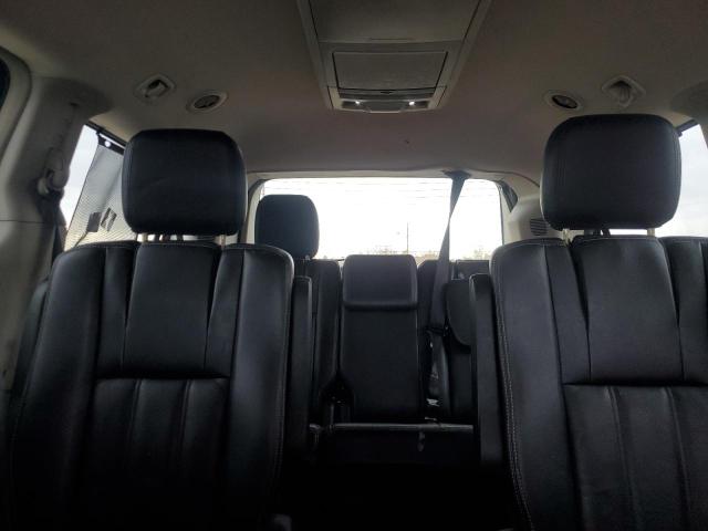Photo 10 from auction – 2013 CHRYSLER TOWN & COU with VIN 2C4RC1CG6DR695299
