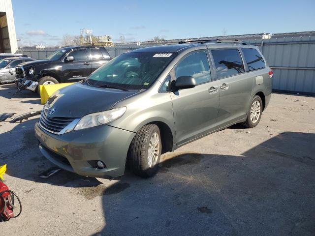 TOYOTA SIENNA XLE 2011 with VIN 5TDYK3DC3BS068604 - Photo from auction