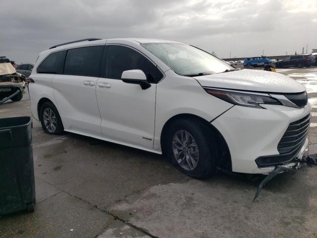 Photo 4 from auction – 2021 TOYOTA SIENNA LE with VIN 5TDKRKEC4MS061285