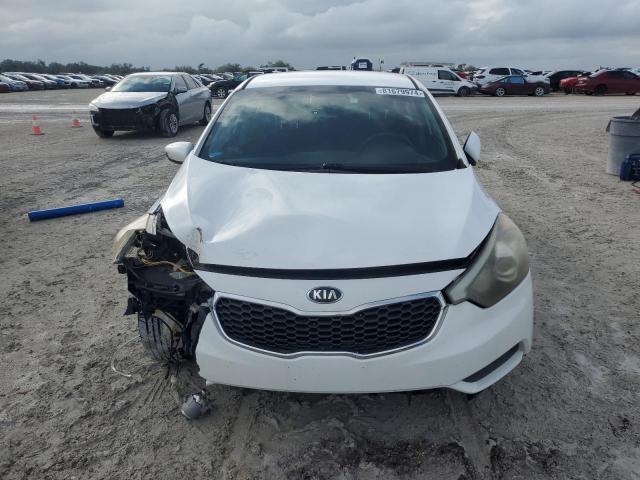 Photo 5 from auction – 2016 KIA FORTE LX with VIN KNAFK4A61G5485192