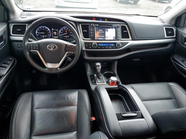 Photo 8 from auction – 2019 TOYOTA HIGHLANDER with VIN 5TDKZRFH1KS571240