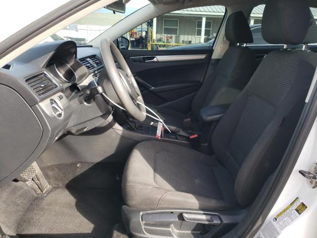 Photo 7 from auction – 2017 VOLKSWAGEN PASSAT S with VIN 1VWAT7A32HC075805