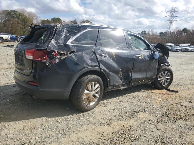 Photo 3 from auction – 2017 KIA SORENTO LX with VIN 5XYPGDA35HG213364
