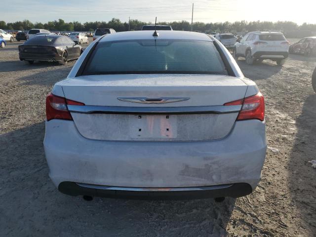 Photo 6 from auction – 2011 CHRYSLER 200 TOURIN with VIN 1C3BC1FG3BN584270