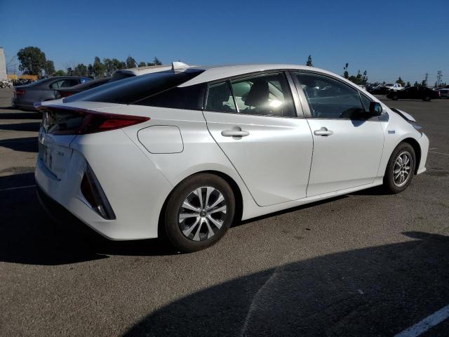 Photo 3 from auction – 2021 TOYOTA PRIUS PRIM with VIN JTDKAMFP1M3189408