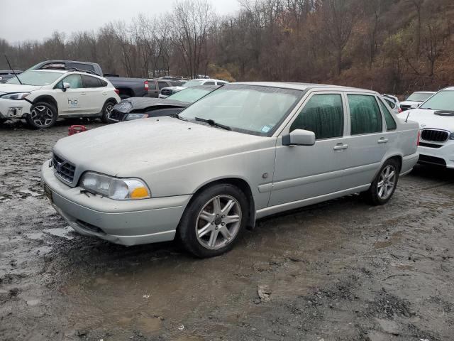 VOLVO S70 GLT 2000 with VIN YV1LS56D4Y2658316 - Photo from auction