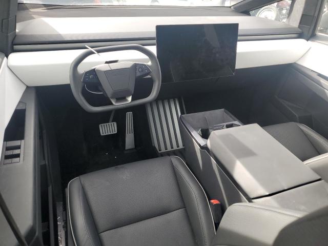 Photo 8 from auction – 2024 TESLA CYBERTRUCK with VIN 7G2CEHED3RA002231