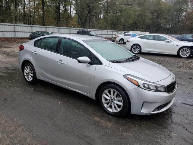 Photo 4 from auction – 2017 KIA FORTE LX with VIN 3KPFL4A78HE014218