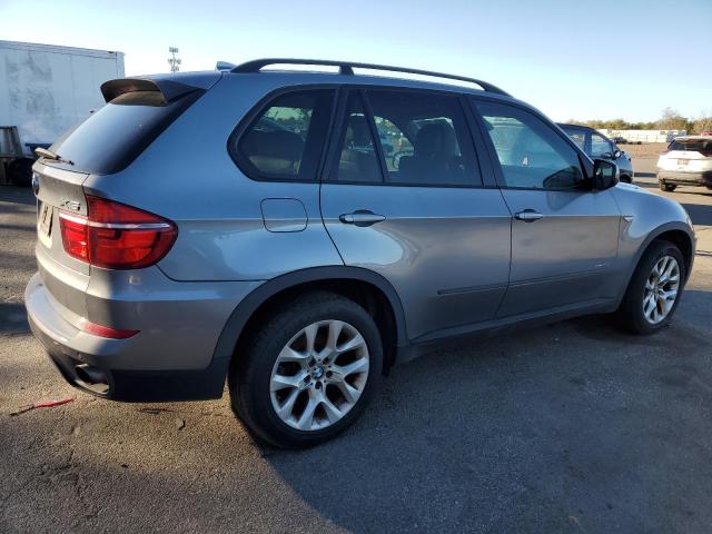 Photo 3 from auction – 2012 BMW X5 XDRIVE3 with VIN 5UXZV4C55CL744833