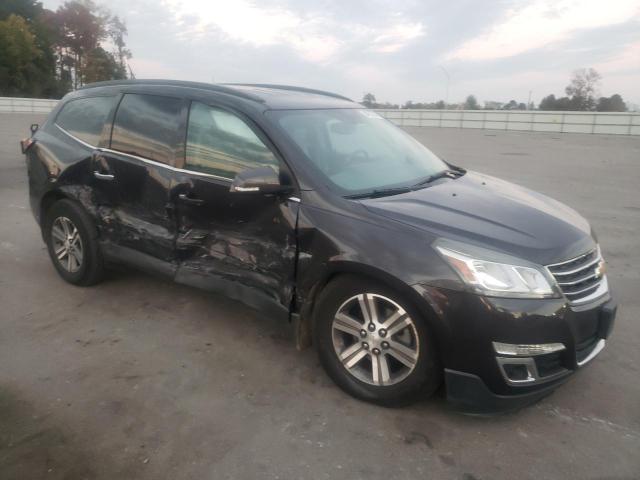 Photo 4 from auction – 2017 CHEVROLET TRAVERSE L with VIN 1GNKRHKD2HJ271264
