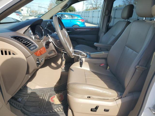 Photo 7 from auction – 2014 CHRYSLER TOWN & COU with VIN 2C4RC1BG9ER357706