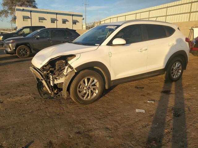 HYUNDAI TUCSON LIM 2016 with VIN KM8J33A4XGU027705 - Photo from auction