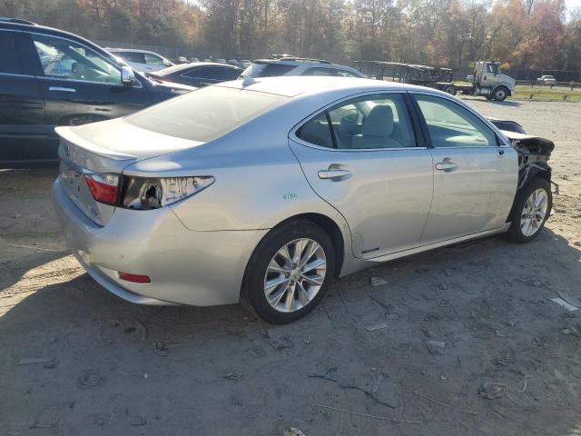 Photo 3 from auction – 2013 LEXUS ES 300H with VIN JTHBW1GG8D2037290
