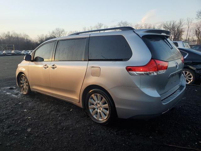 Photo 2 from auction – 2014 TOYOTA SIENNA XLE with VIN 5TDDK3DC3ES080870