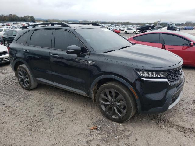 Photo 4 from auction – 2022 KIA SORENTO EX with VIN 5XYRHDLF0NG120261