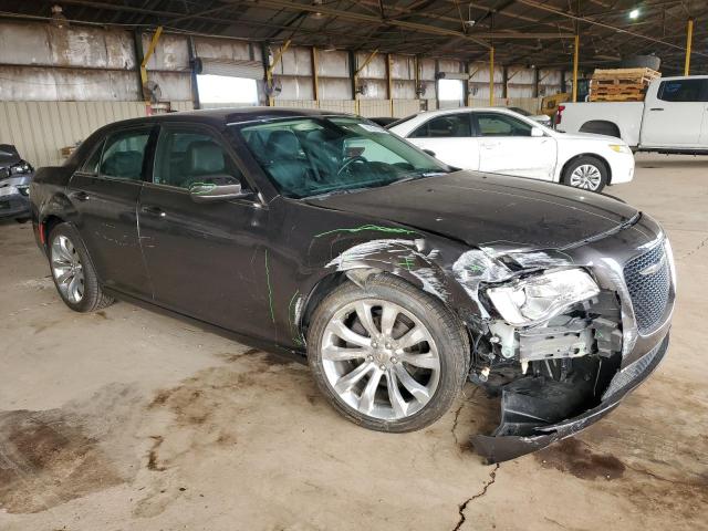Photo 4 from auction – 2016 CHRYSLER 300 LIMITE with VIN 2C3CCAAG1GH343805