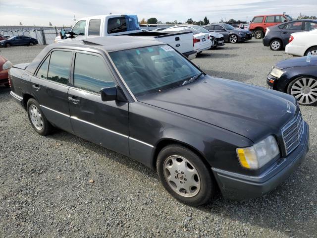 Photo 4 from auction – 1995 MERCEDES-BENZ E 320 BASE with VIN WDBEA32E0SC180075
