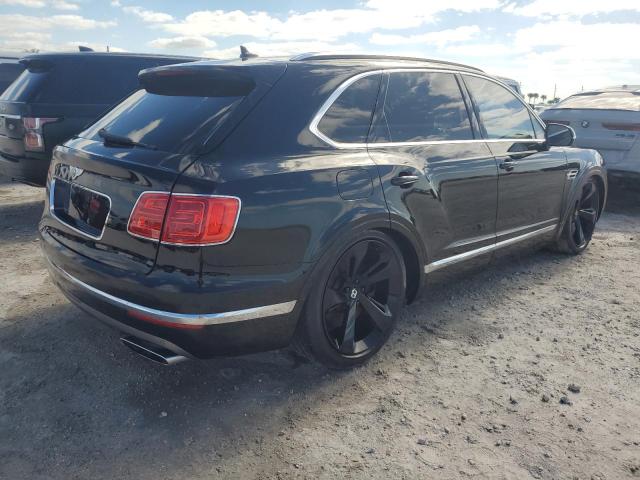 Photo 3 from auction – 2018 BENTLEY BENTAYGA with VIN SJAAC2ZV9JC018049