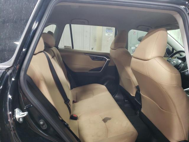 Photo 10 from auction – 2022 TOYOTA RAV4 LE with VIN JTMLWRFVXND141614