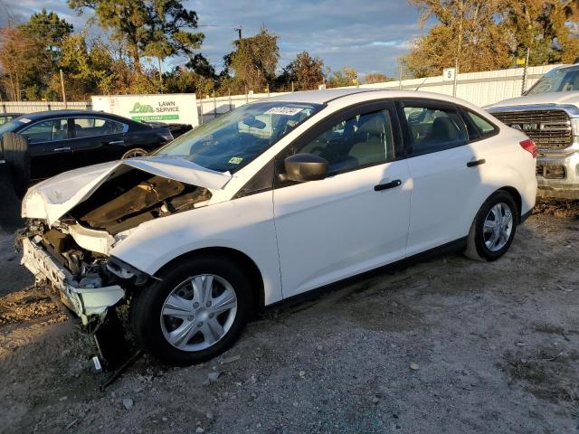 FORD FOCUS S 2016 with VIN 1FADP3E29GL240526 - Photo from auction