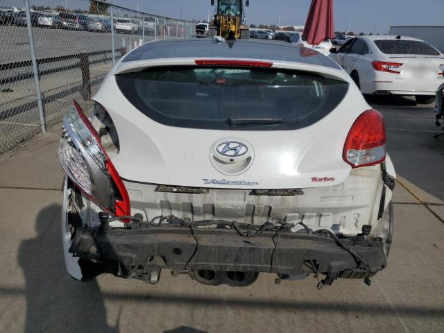 Photo 6 from auction – 2016 HYUNDAI VELOSTER T with VIN KMHTC6AE0GU296511