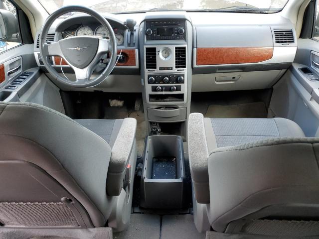 Photo 8 from auction – 2009 CHRYSLER TOWN & COU with VIN 2A8HR54129R581909