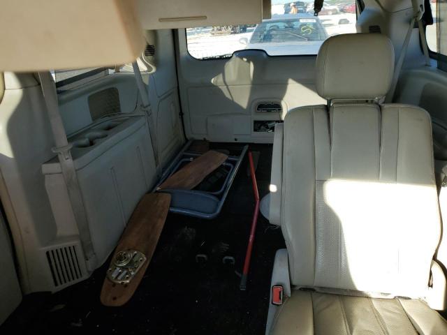 Фото 10 с аукциона – 2011 CHRYSLER TOWN & COU с VIN 2A4RR8DG2BR764356