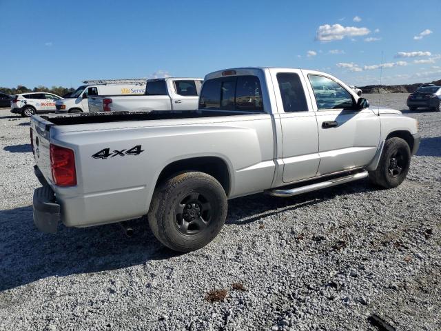 Photo 3 from auction – 2005 DODGE DAKOTA ST with VIN 1D7HW22KX5S133507