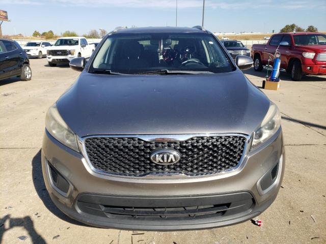 Photo 5 from auction – 2016 KIA SORENTO LX with VIN 5XYPG4A32GG046041