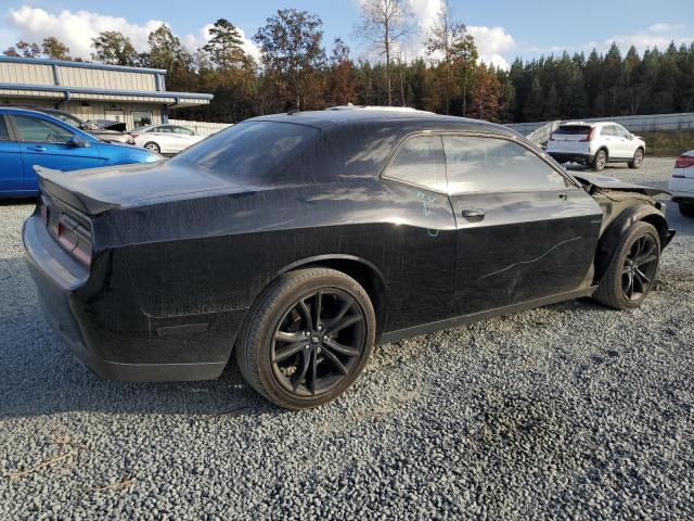 Photo 3 from auction – 2018 DODGE CHALLENGER with VIN 2C3CDZAG3JH251937