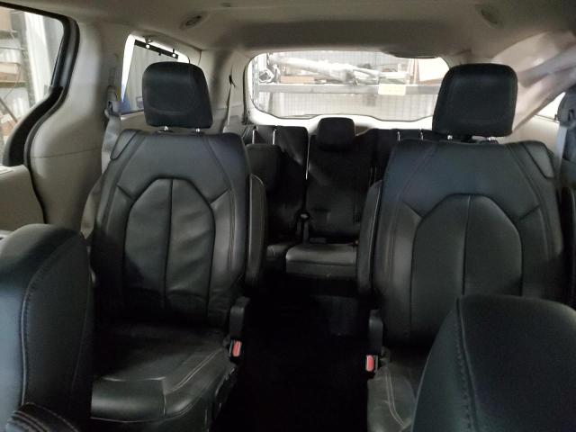 Photo 10 from auction – 2017 CHRYSLER PACIFICA T with VIN 2C4RC1EG1HR570178