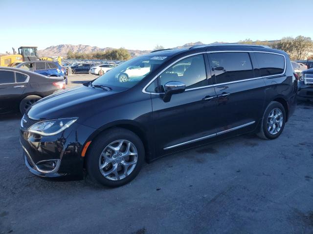 CHRYSLER PACIFICA L 2017 with VIN 2C4RC1GG4HR504088 - Photo from auction