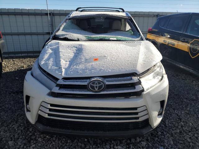 Photo 5 from auction – 2018 TOYOTA HIGHLANDER with VIN 5TDJZRFH3JS554627