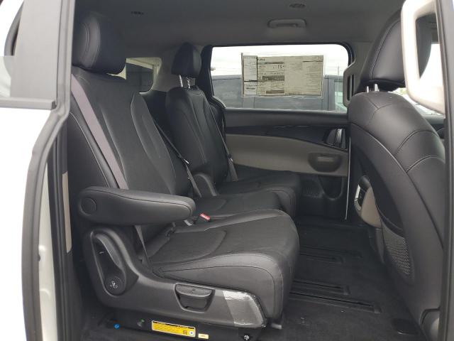 Photo 11 from auction – 2025 KIA CARNIVAL L with VIN KNDNB5K32S6461866